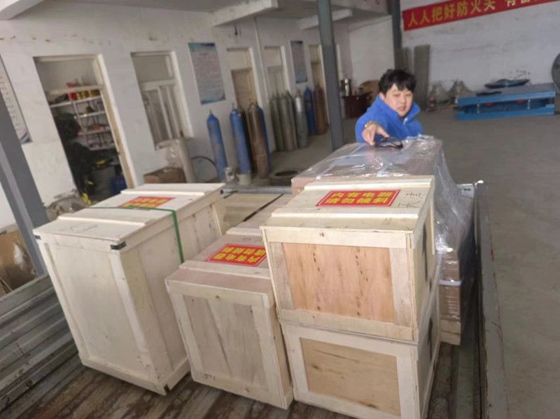 拍擊篩、檢驗篩發(fā)貨