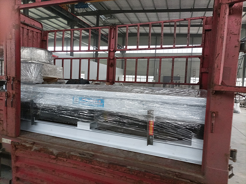 振動(dòng)平臺(tái)、網(wǎng)架、篩框發(fā)貨